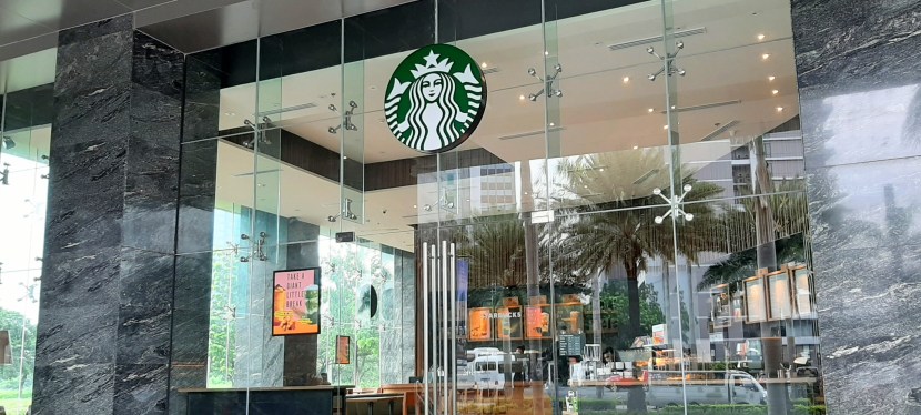 My Observations: Starbucks Coffee at One Griffinstone in&nbsp;Alabang