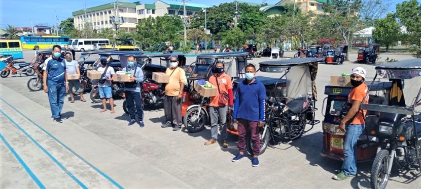COVID-19 Crisis: Muntinlupa City Government distributes food boxes to disadvantaged groups ahead of national government&nbsp;assistance