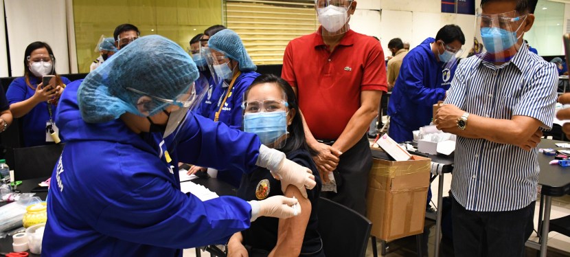 COVID-19 Crisis: Muntinlupa launches rollout of Pfizer-BioNTech vaccines, targets to max out supply by May&nbsp;18